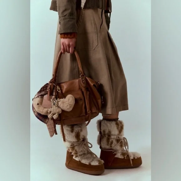 🆕 Free People | Baby Emerson Tote Leather Handbag in Saddle - Picture 5 of 5